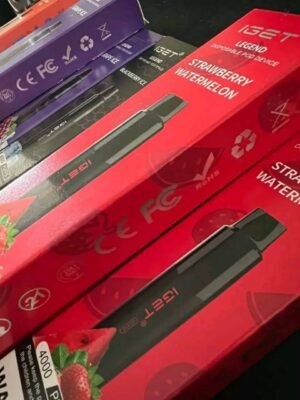 IGET Legend Strawberry Watermelon Disposable Vape – Up to 4000 Puffs